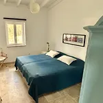 Vale Do Guizo: Casa Poente On The Contryside, Close By The Sea. *