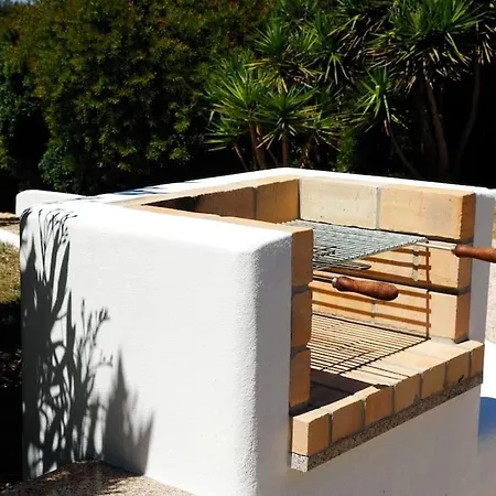 Vale Do Guizo: Casa Poente On The Contryside, Close By The Sea. Holiday home