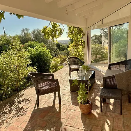 Vale Do Guizo: Casa Poente On The Contryside, Close By The Sea. *
